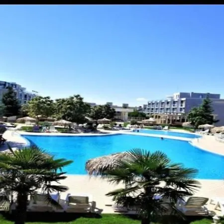 Апартаменты The Red Бургас