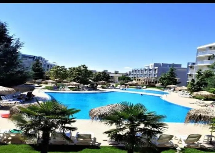 Апартамент The Red Бургас